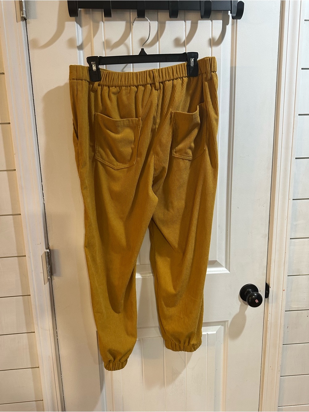 HALARA Amber Gold Cropped Corduroy Pants - Picture 3 of 7